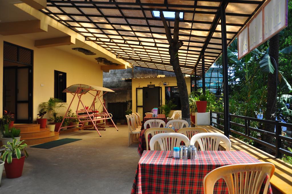 Hotel Oasis Mount Âbû Extérieur photo