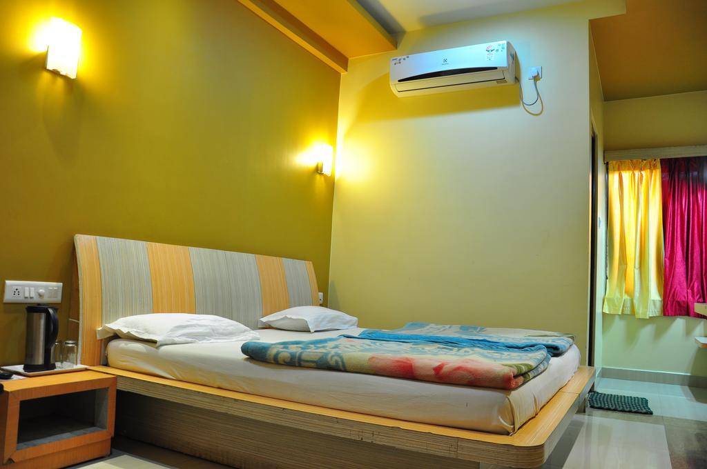 Hotel Oasis Mount Âbû Extérieur photo